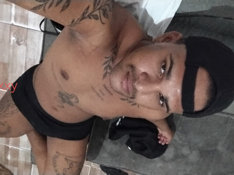 Apollo — 21 anos — Homem Morena — em Cabedelo
