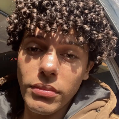 Fernando Silva — 22 anos — Homem Baixinha — em Recife PE