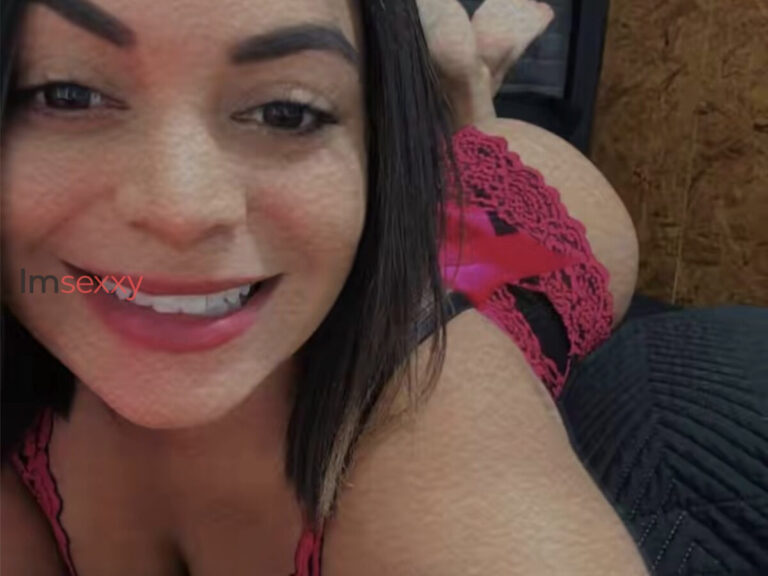 Ísis Froes — 31 anos — Acompanhante Baixinha — em Centro, Balneário Camboriú