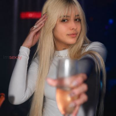 Rachely Guevara Roloff — 20 anos — Acompanhante em Canasvieiras, Florianópolis SC — Foto 5