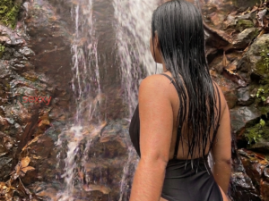 Laura — 23 anos — acompanhante em Sion, Belo Horizonte — foto de perfil