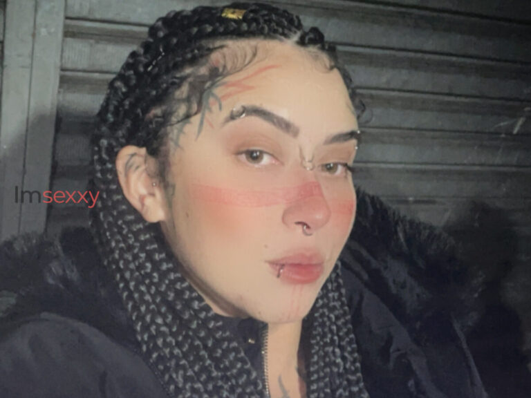 Marcelly teles — 25 anos — Acompanhante Tatuada — em Campinas