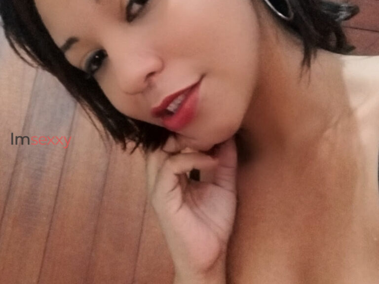 Mariah — 27 anos — Acompanhante Morena — em Saracuruna, Duque de Caxias