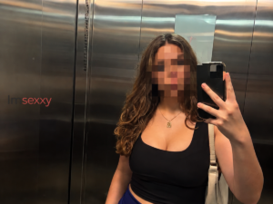 Mel — 18 anos — acompanhante em Centro, Florianópolis — foto de perfil