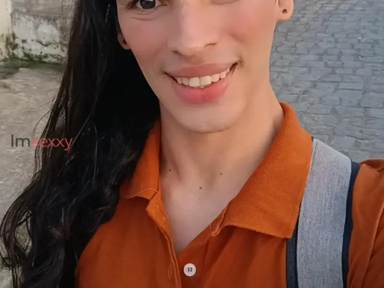 Mika, 28 anos — Travesti em Bezerros SC